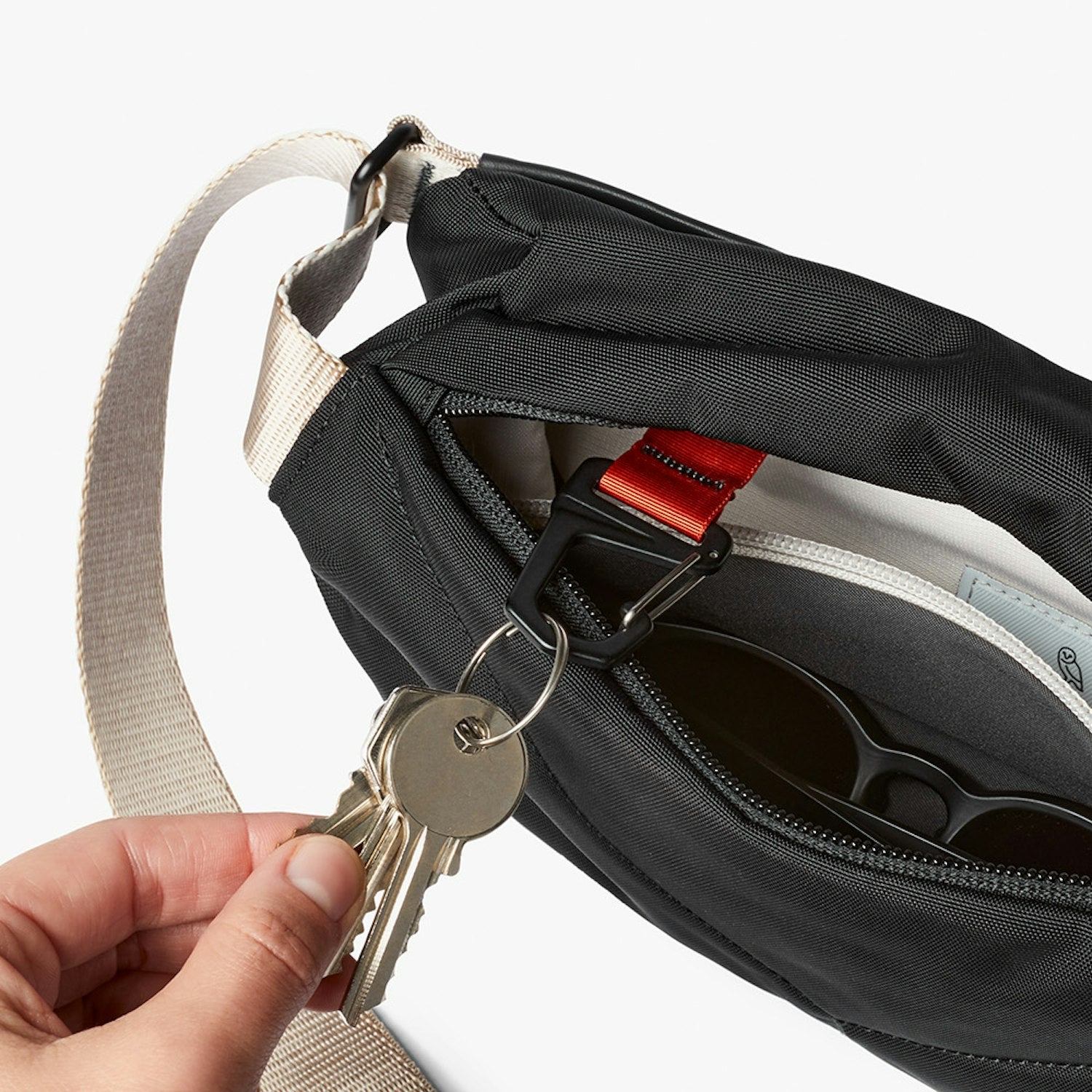 Bellroy Sling Mini Premium Black Sand-Men's Bags-Brooklyn-Vancouver-Yaletown-Canada