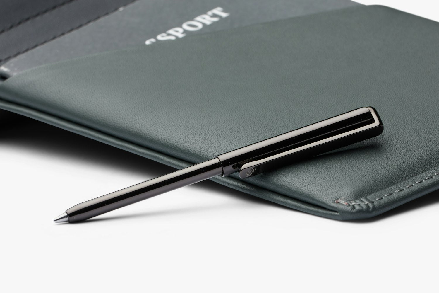 Bellroy Travel Wallet Everglade-Men's Accessories-Brooklyn-Vancouver-Yaletown-Canada