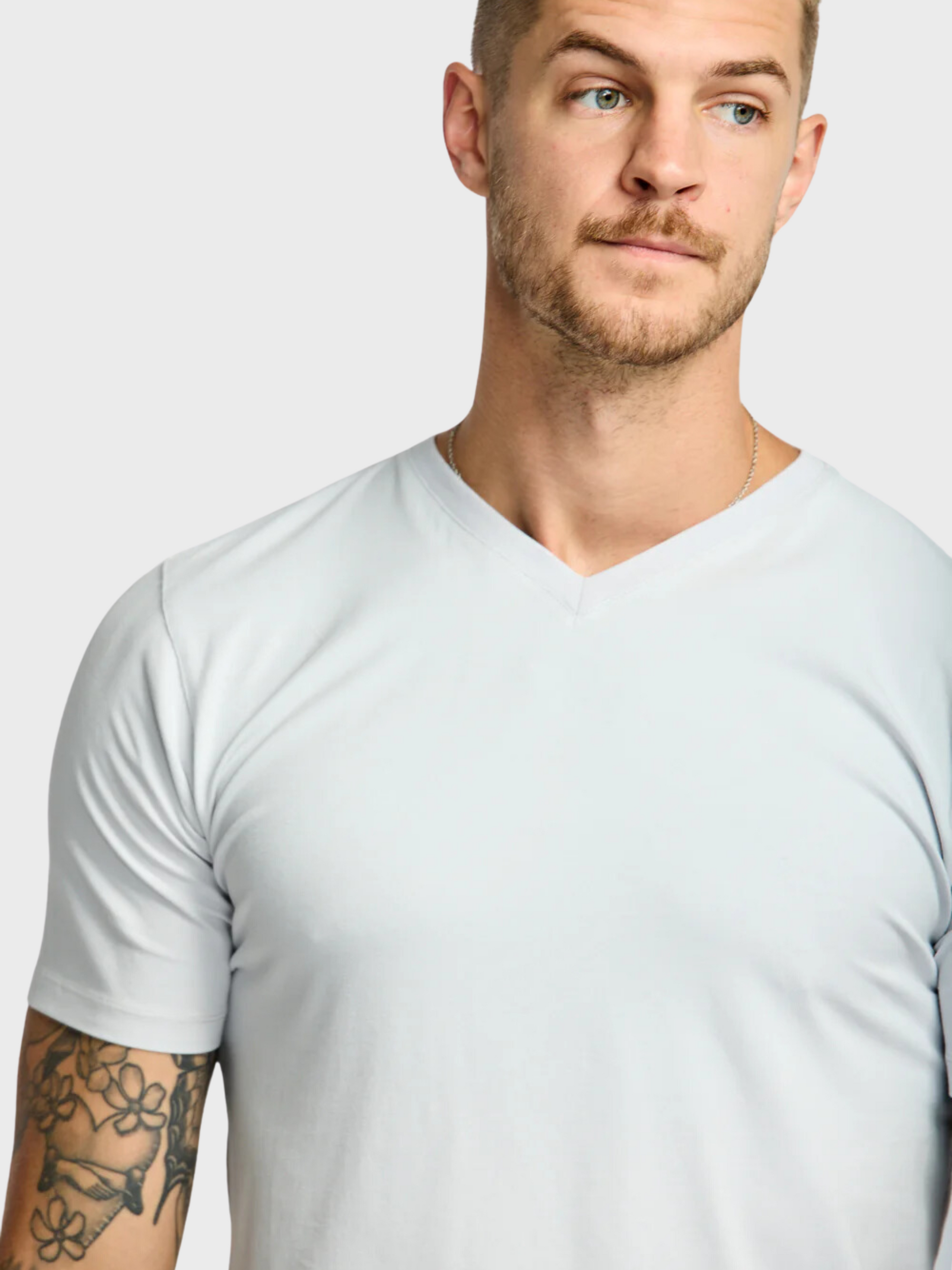 Easy Mondays V Neck Tee Cloud SS24-Men&#39;s T-Shirts-Brooklyn-Vancouver-Yaletown-Canada