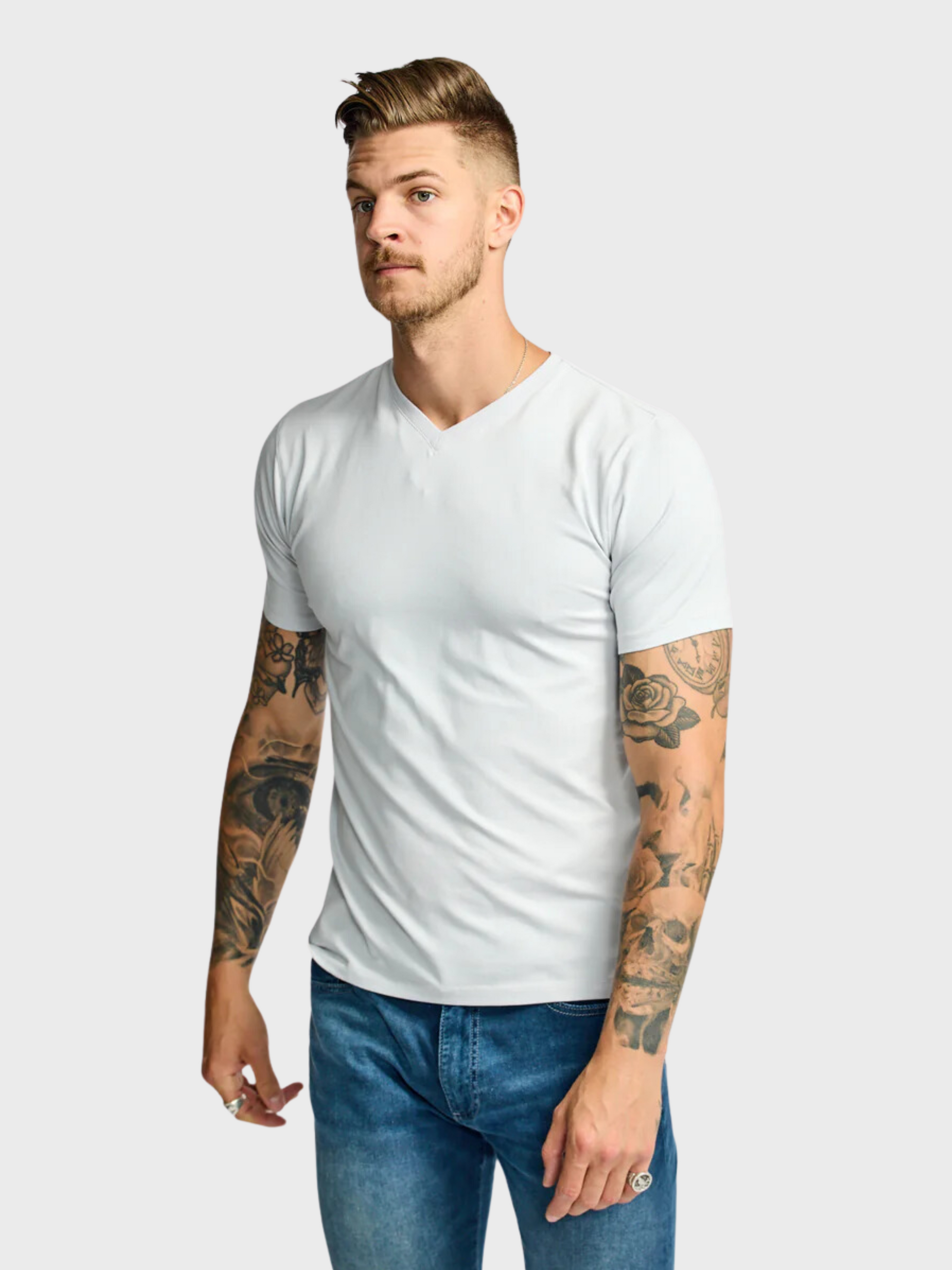 Easy Mondays V Neck Tee Cloud SS24-Men&#39;s T-Shirts-S-Brooklyn-Vancouver-Yaletown-Canada
