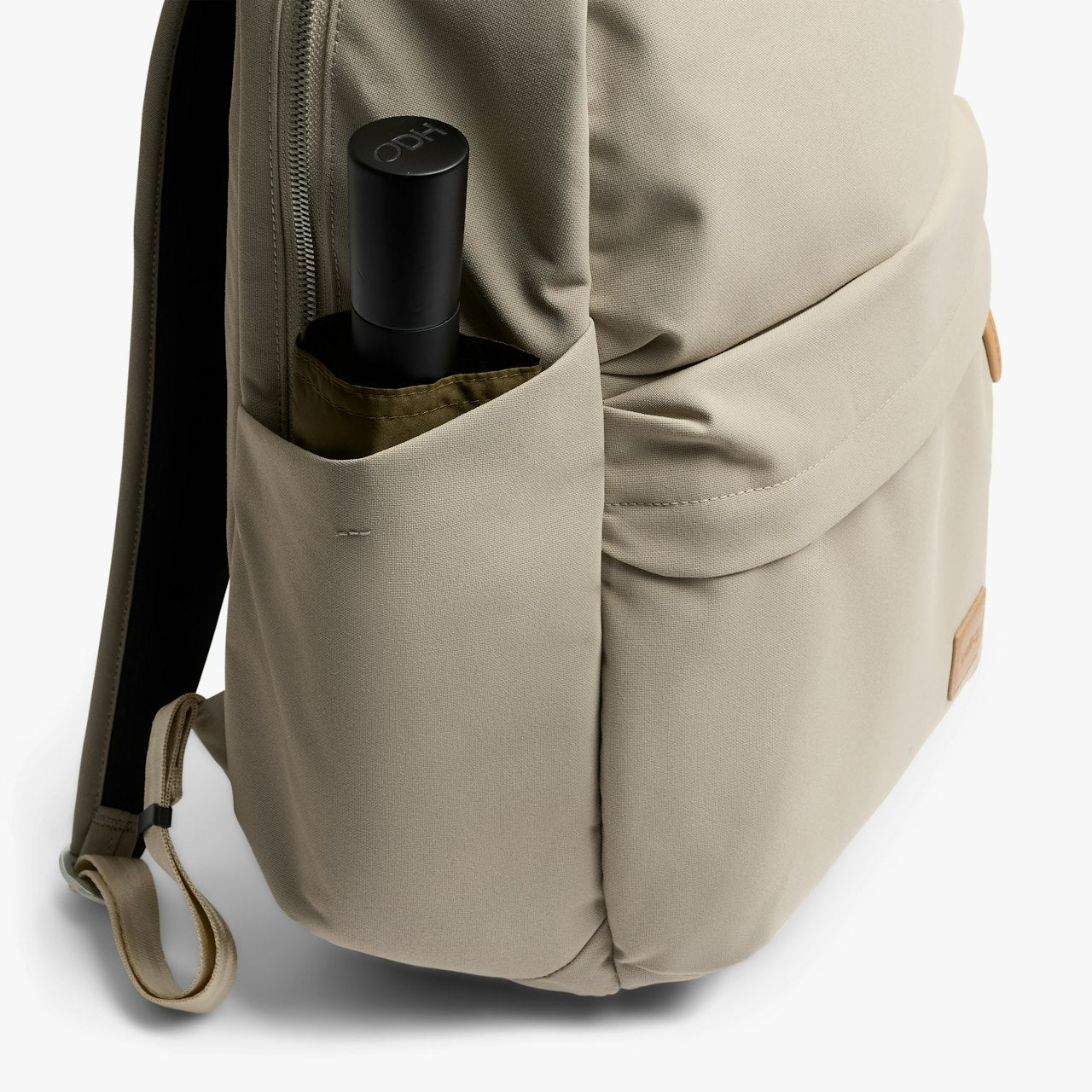 Bellroy Classic Daypack - Tahini-Men's Bags-Brooklyn-Vancouver-Yaletown-Canada