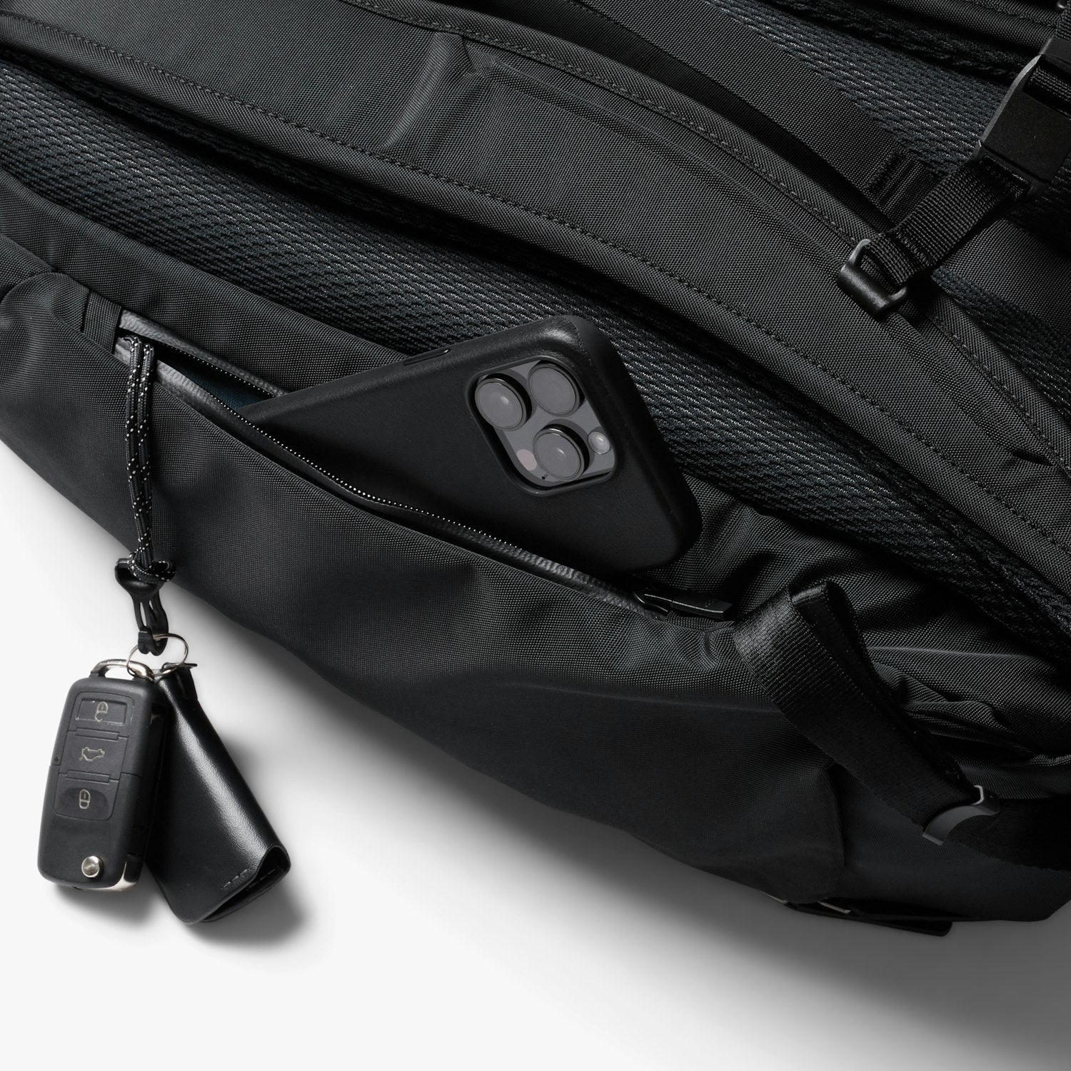 Bellroy Transit Workpack Pro 22L - Black-Men&#39;s Bags-Brooklyn-Vancouver-Yaletown-Canada