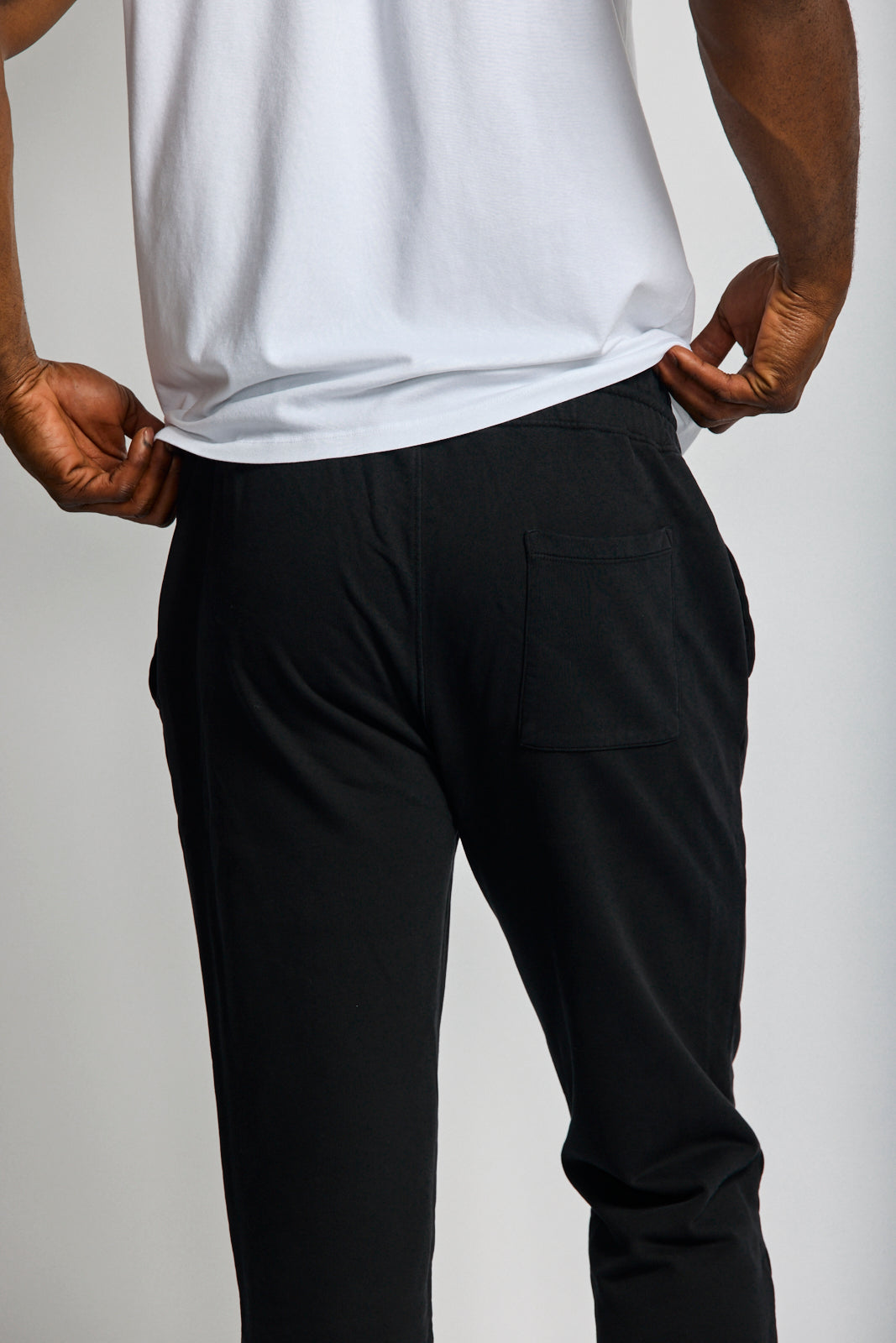 Easy Mondays Organic Cotton Sweatpant Black-Men&#39;s Pants-Brooklyn-Vancouver-Yaletown-Canada