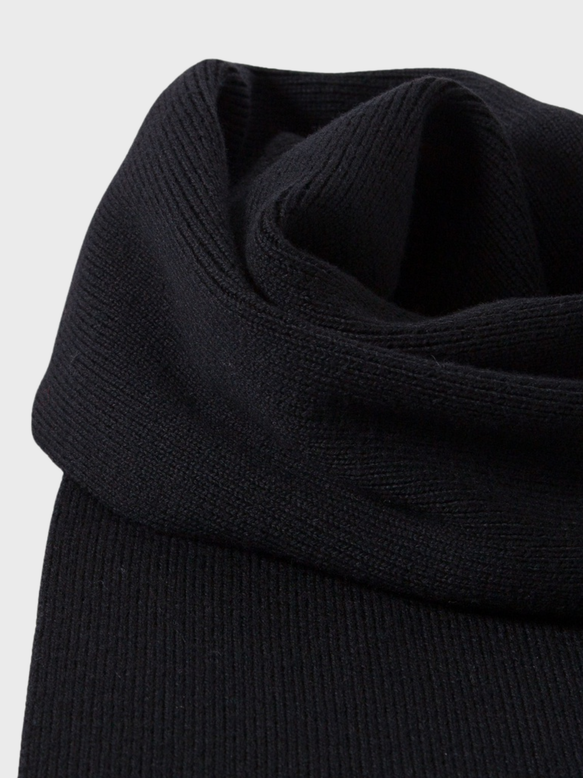 Merz Classic Scarf, Ribbed Structure, Merino Wool - deep black-Men's Accessories-Brooklyn-Vancouver-Yaletown-Canada