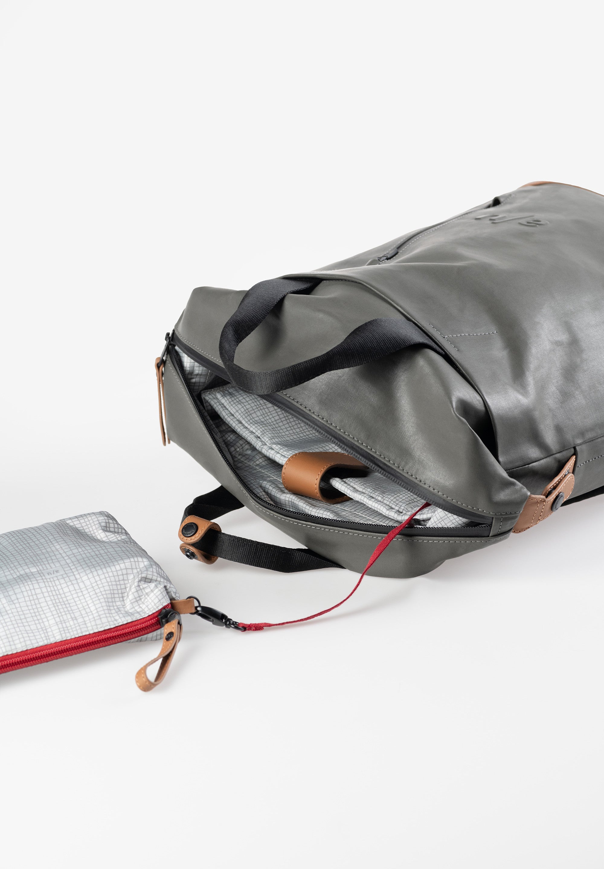 Aunts &amp; Uncles Morioka – Gravity Grey-Men&#39;s Bags-Brooklyn-Vancouver-Yaletown-Canada